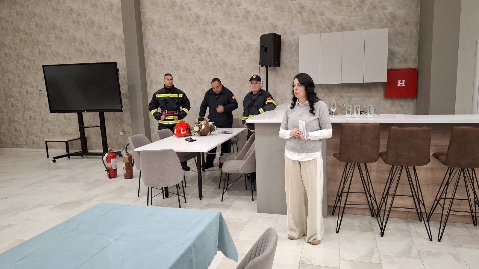 Соработка помеѓу тимови